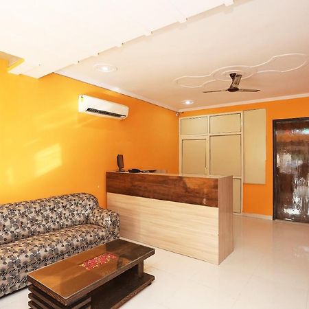 Oyo Rose Residency Near Dwarka Sector 9 Metro Station Hotell New Delhi Eksteriør bilde