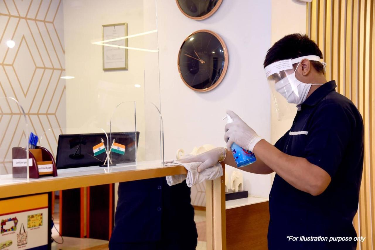 Oyo Rose Residency Near Dwarka Sector 9 Metro Station Hotell New Delhi Eksteriør bilde